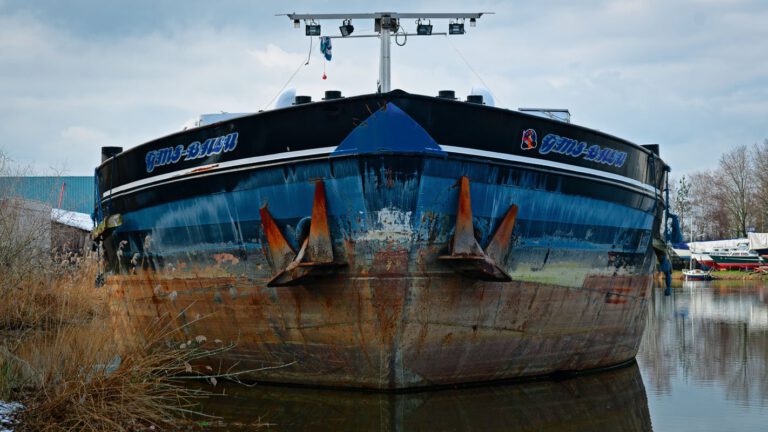 Schip in de haven van Deventer