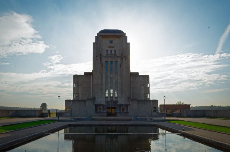 De voorzijde van Radio Kootwijk
